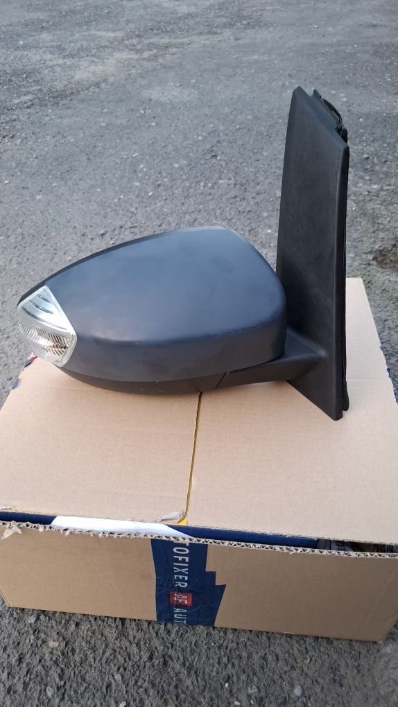 Lusterko prawe ford grand  cmax