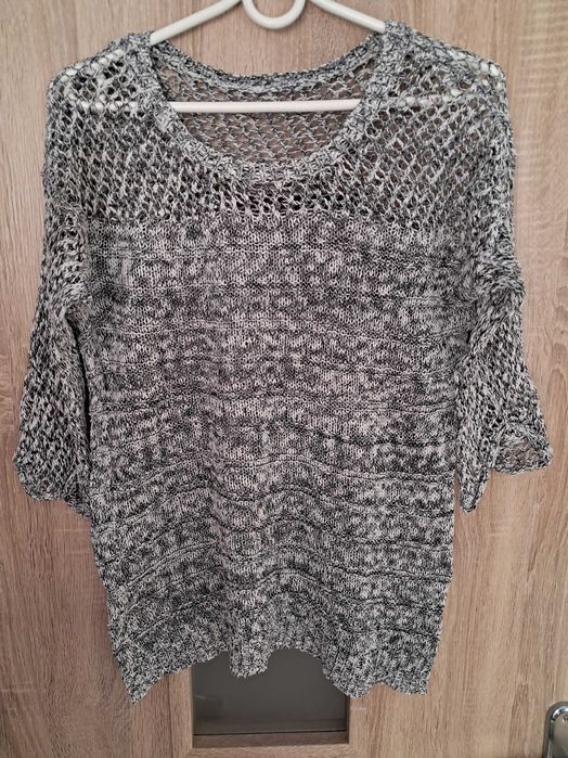 Sweterek ażurowy
