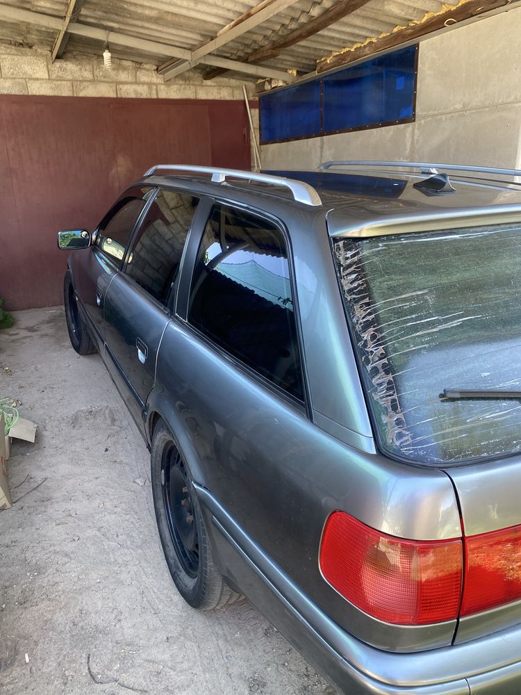 Продам Ауди а6 100