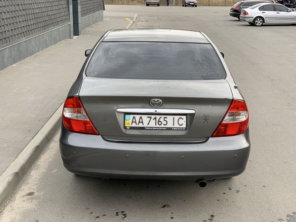 Toyota camry 30 3.0 бензин газ