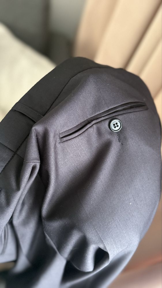 Garnitur meski nowy elegancki czarny 176/100/88