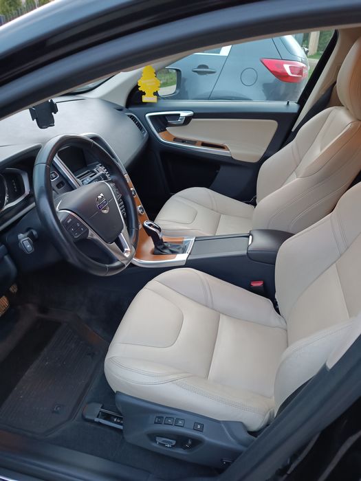 Volvo XC60, D4 DRIVE-E Summum 190 KM, stan idealny, Zamiana