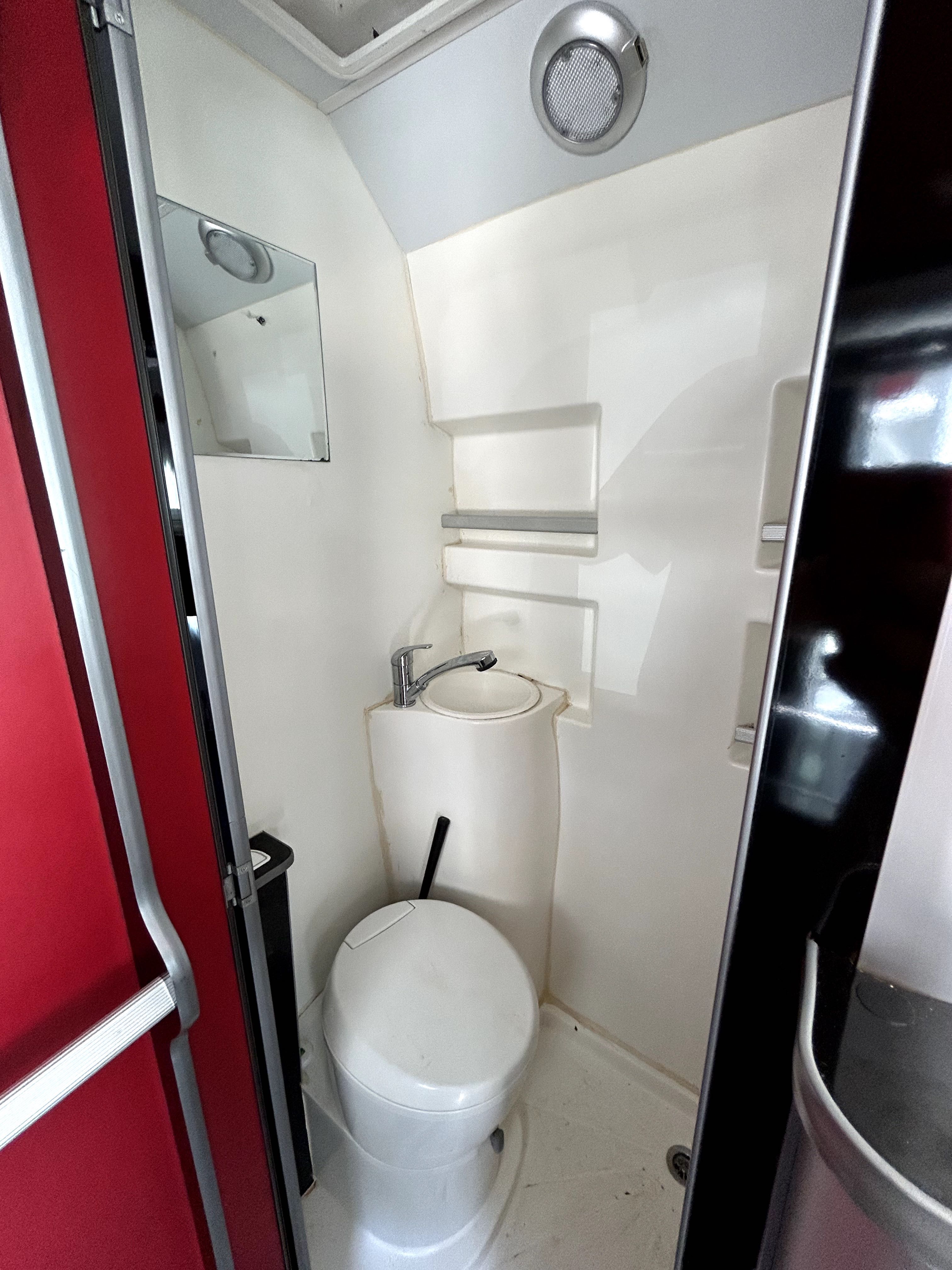 Autocaravana para 4 pessoas de 2019