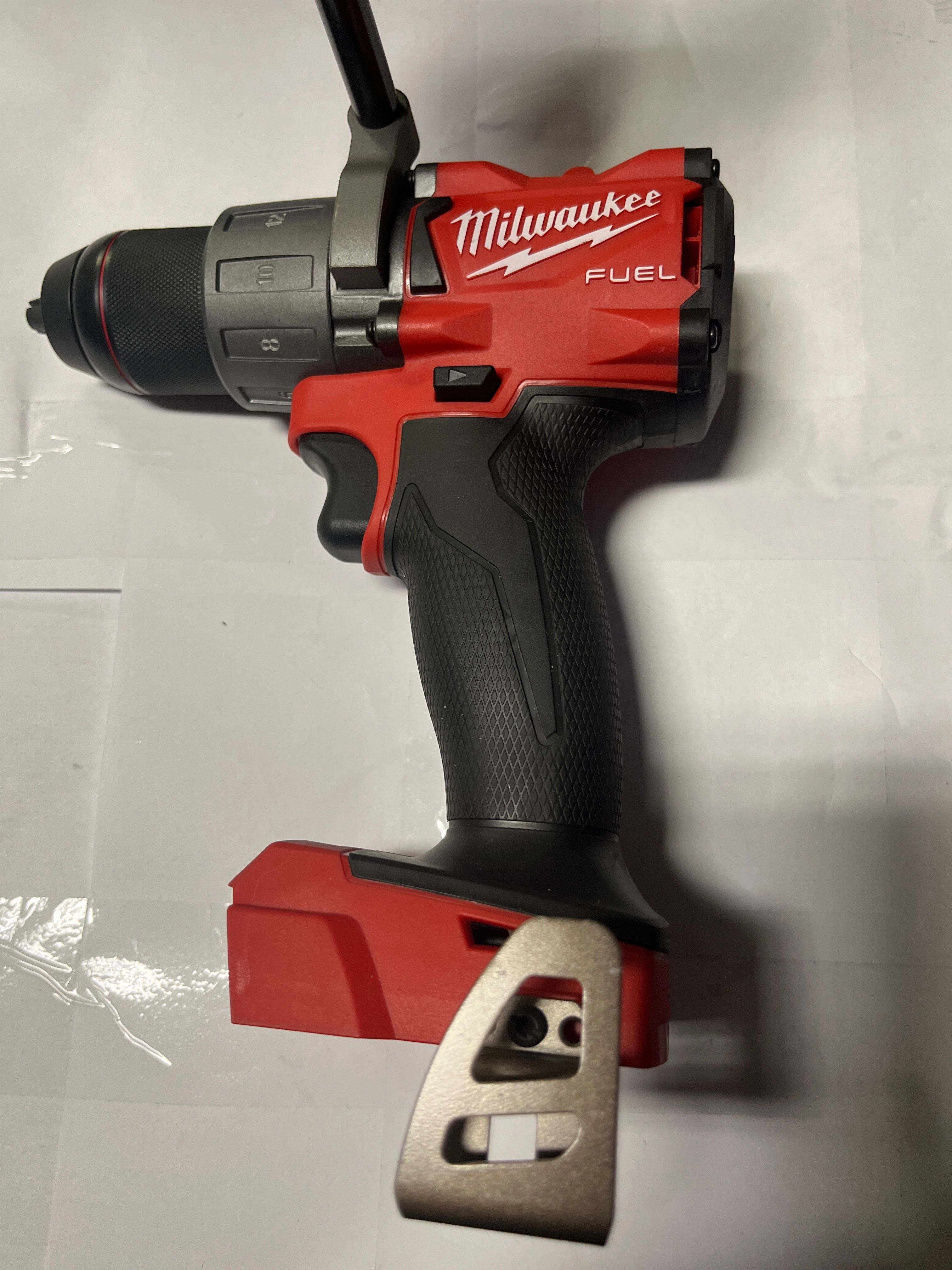 Wkrętarka z udarem Milwaukee M18 FPD2-0 135NM