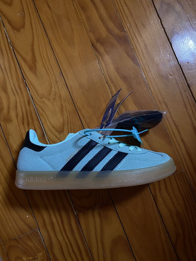 Gazelle Indoor “Clemin/Black”