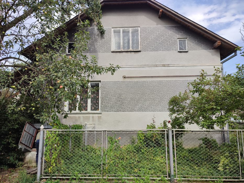 Продається будинок с.Калинів