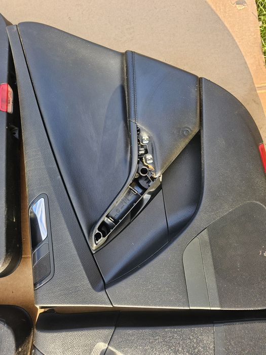 Tapicerka Tapicerki boczki boczek drzwi Volkswagen Passat B6 Eu Kombi