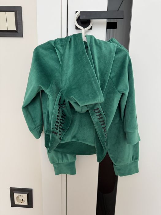 Костюмчик для дівчинки