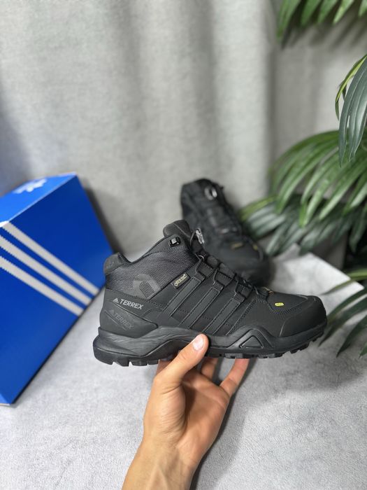 Adidas Terrex Swift R2, Gore Tex, кросівки з хутром