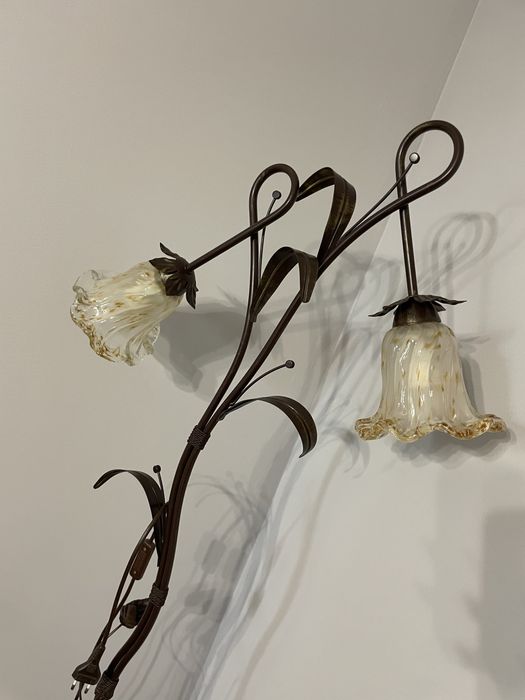 Zestaw lamp – żyrandol, kinkiet i lampa stojąca