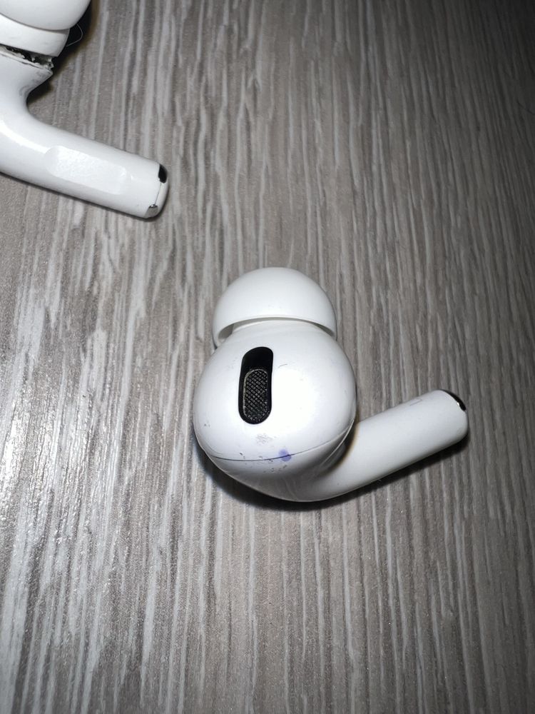 Airpods pro оригинал