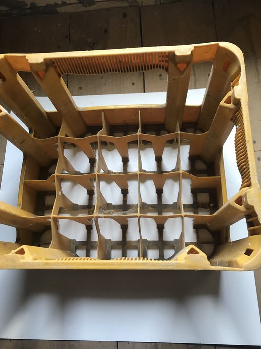 Ящикі пластикові німецькі