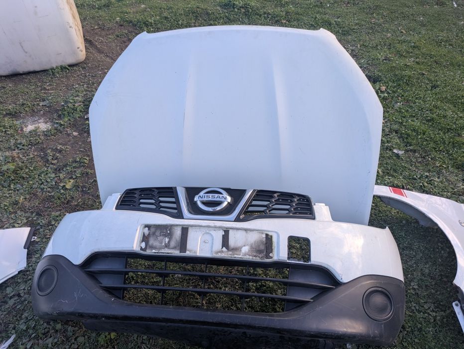 Установочна панель телевізор бампер фари крила nissan qashqai комплект