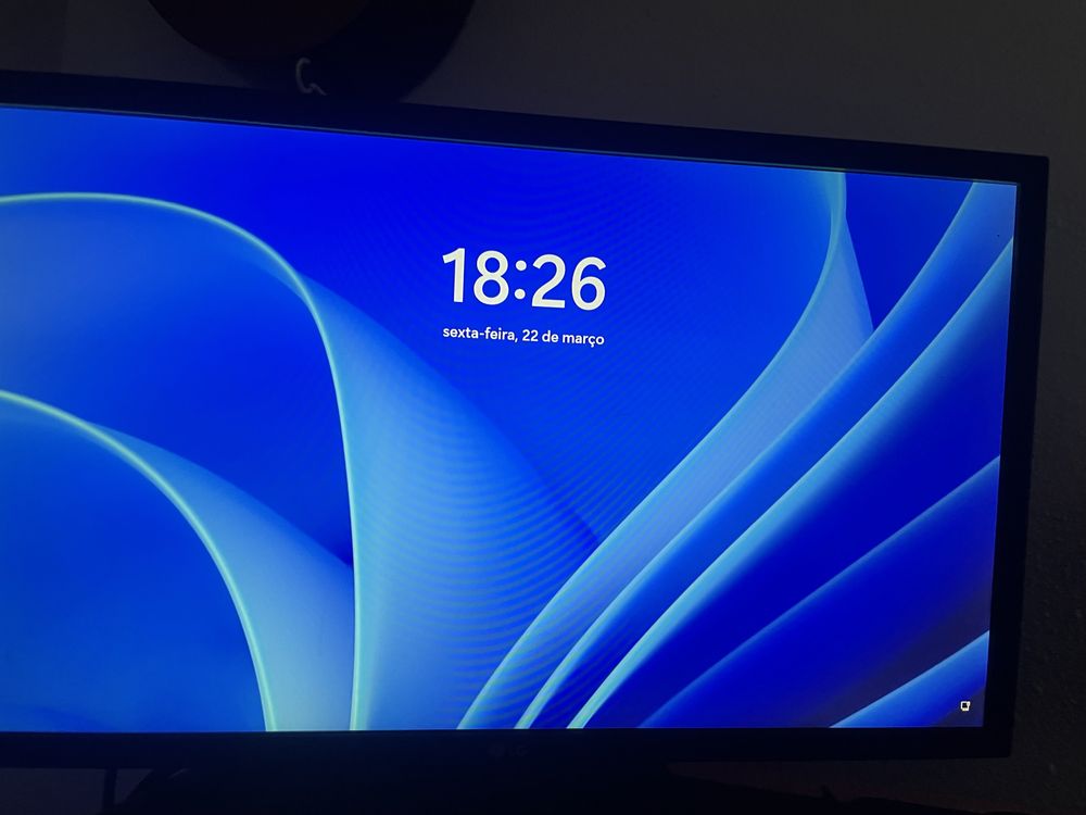 LG 24GM79G-B TN 24" (144HZ)