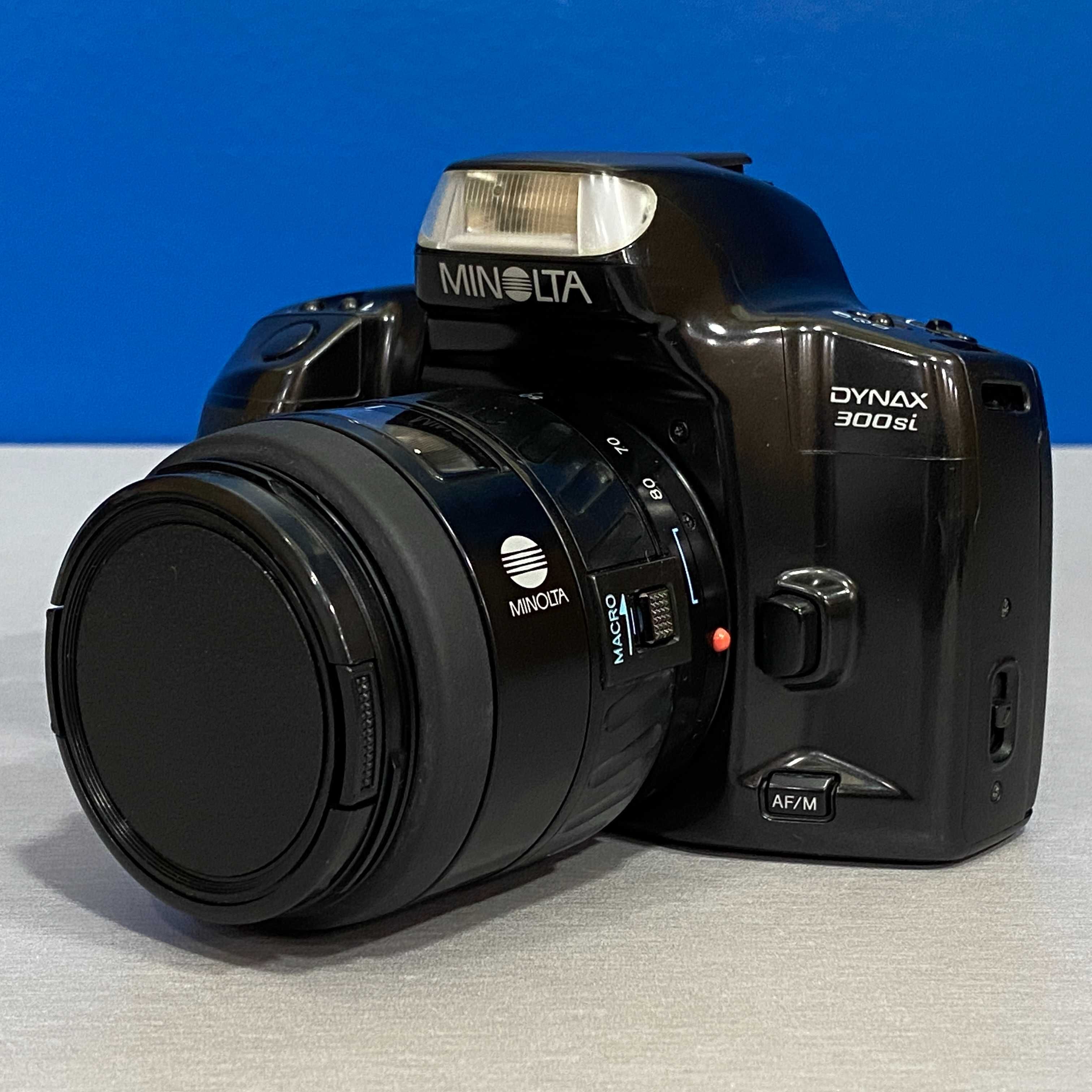 Minolta Dynax 300si + AF Zoom 28-80mm f/4-5.6