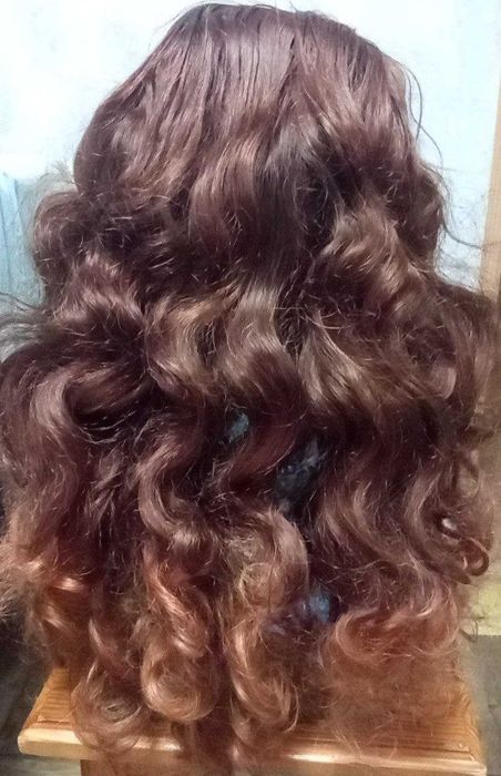 Продам натуральный парик (полная длина - 60 см)