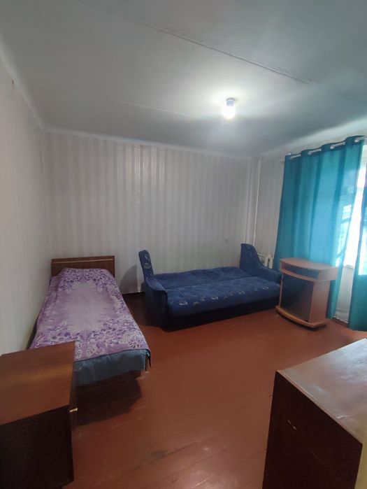 Продам 1 кімн. квартиру кільце 44 кварталу