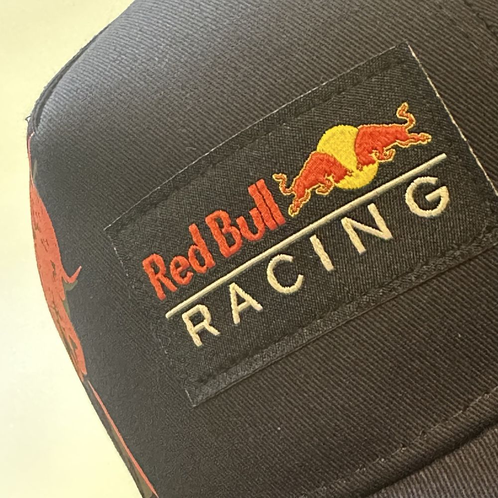 Кепка Red bull нова синя