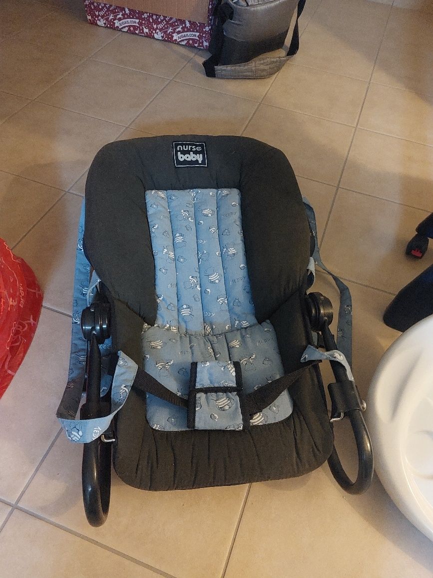 Cadeira espreguiçadeira de descanso criança
