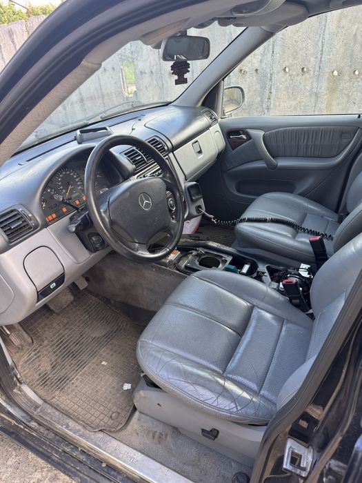 Mercedes ml w163 2.7 cdi 2003 rok lift części
