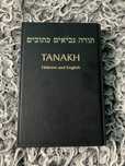 TANAKH w jezyku Angielskim i Hebrajskim