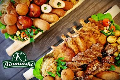 Catering na przyjęcia, imprezy, komunie, w korytkach gastronomicznych