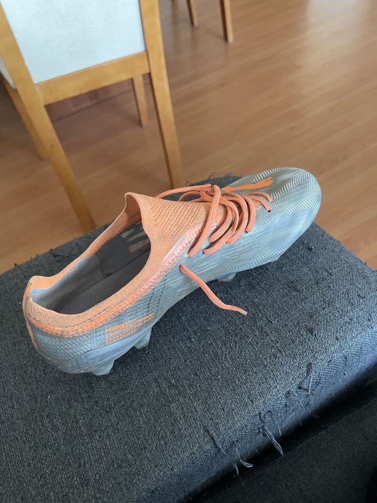 Chuteiras Puma Ultra oficiais SG