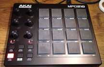 Akai MPD 218 - pady perkusyjne MIDI