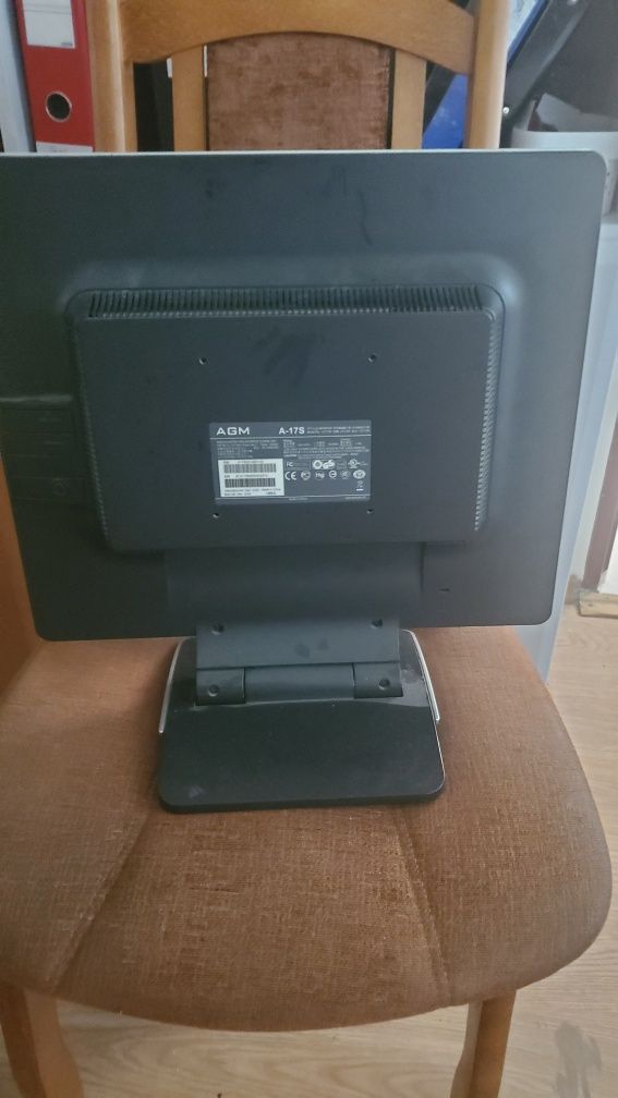 Monitor AGM A-17S 17" LCD – bez rys, sprawny, okazja!