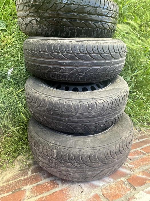 Opony na stalówkach 195/65 r 15