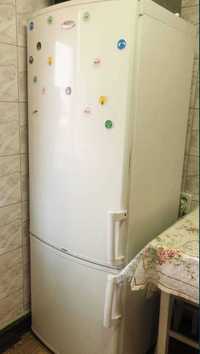 Продам холодильник в хорошем состоянии,почти новый