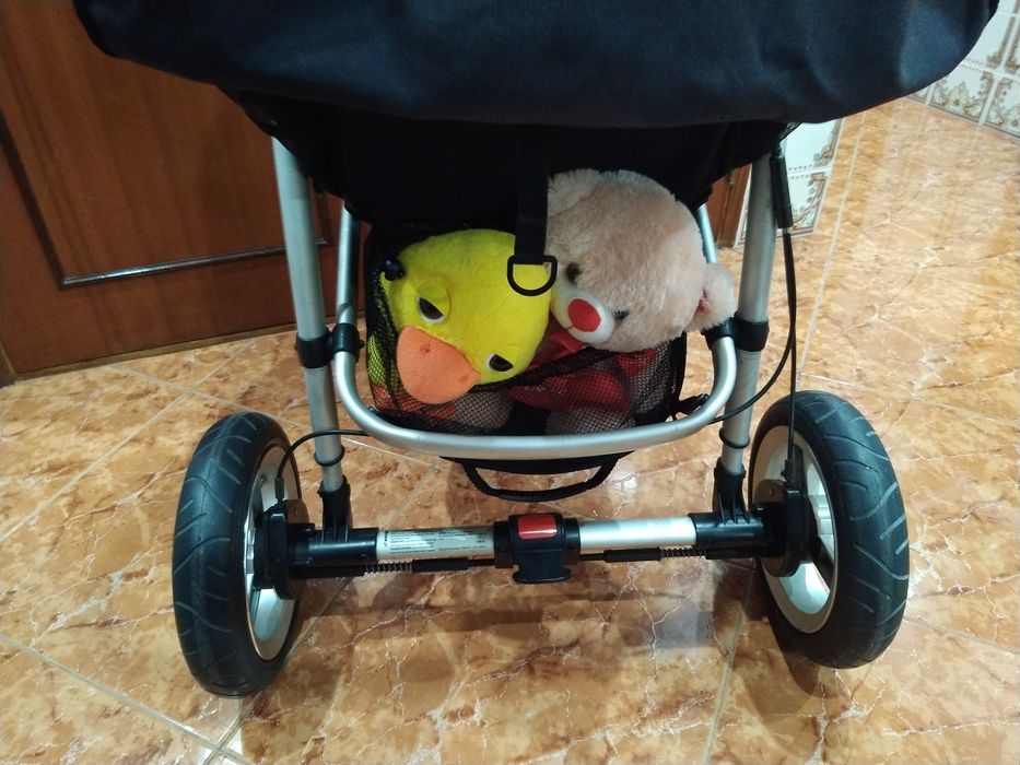 Carrinho de de bebé MAXI-TAXI

Speedi SX