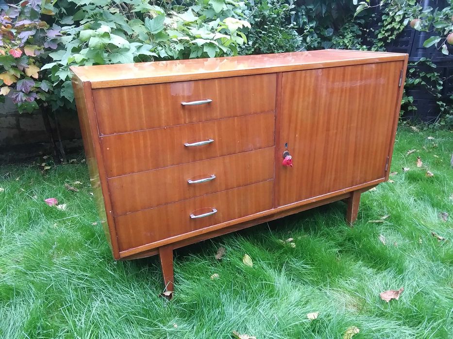 Kredens stołowy Violetta Komoda PRL Zielonogórskie Fabryki Mebli