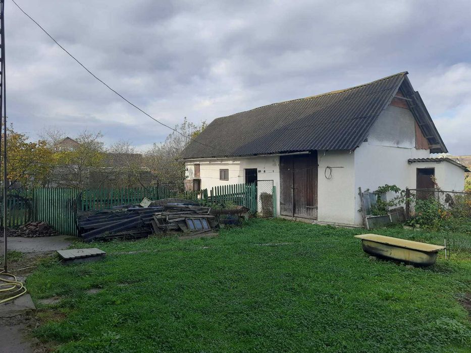 Продається будинок у Єзуполі, поруч Івано-Франківська