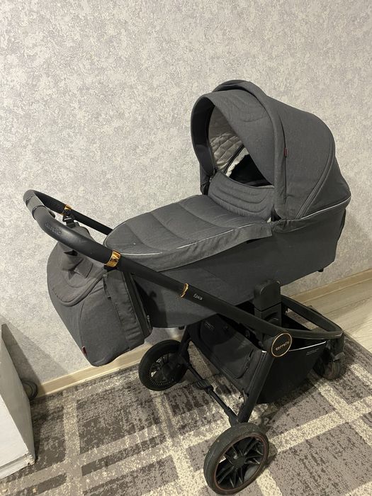 Коляска Carrello Epica 2 в 1