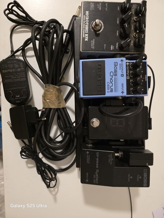 System gitarowy, gitara basowa