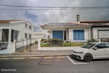 Moradia T5 para venda