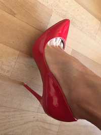 Туфли Christian Louboutin, лабутены красные