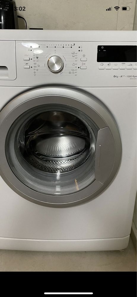 продам пральну машину Whirlpool