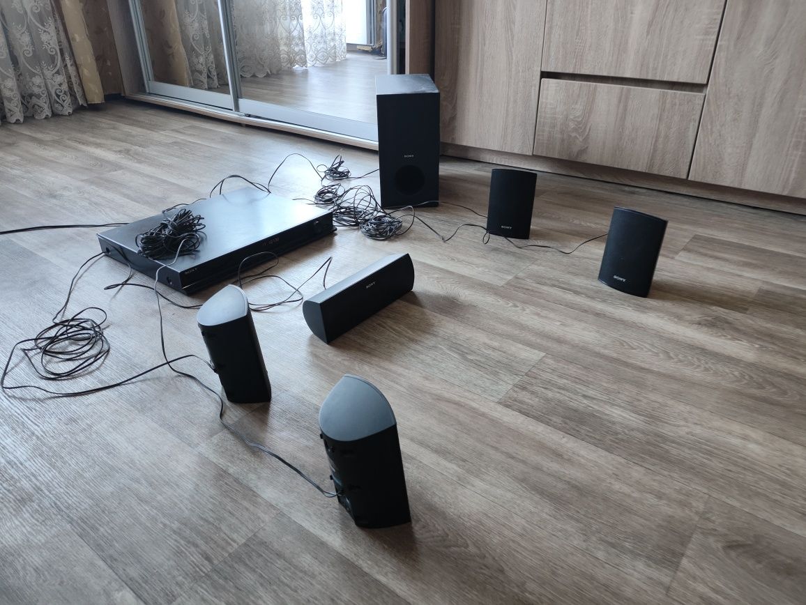 Домашній кінотеатр Sony, DAV-DZ340