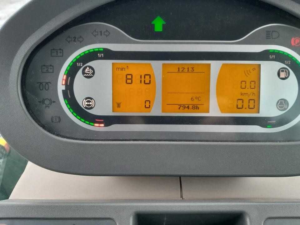 Ciągnik Fendt 828 VARIO