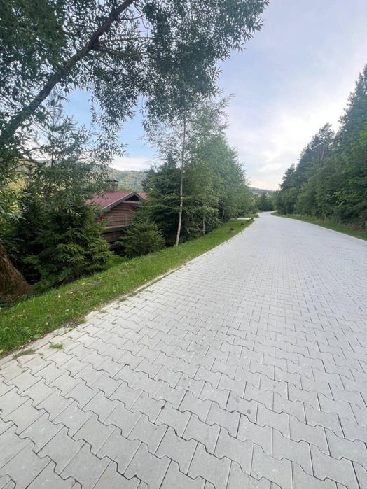Продаж землі в Східниці