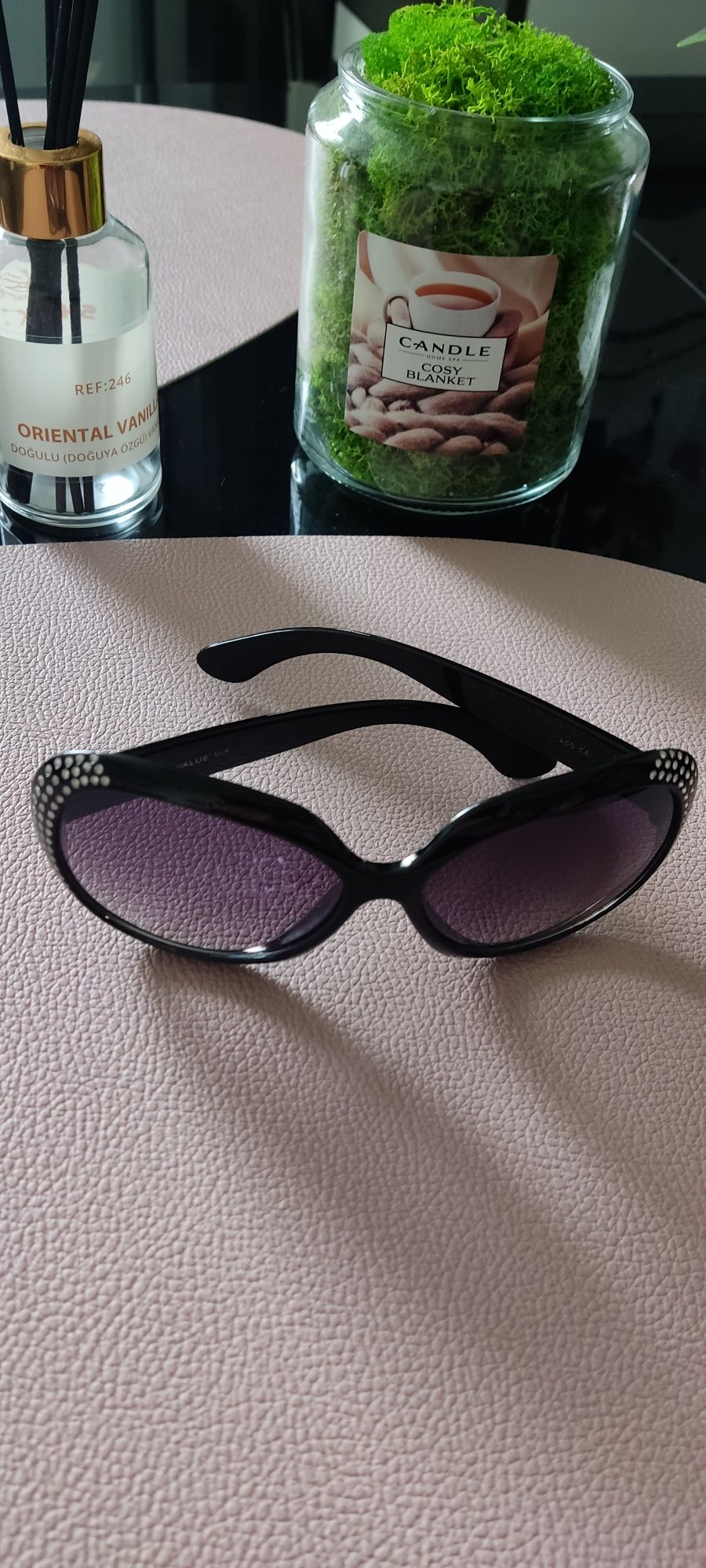 Okulary przeciwsłoneczne z cyrkoniami