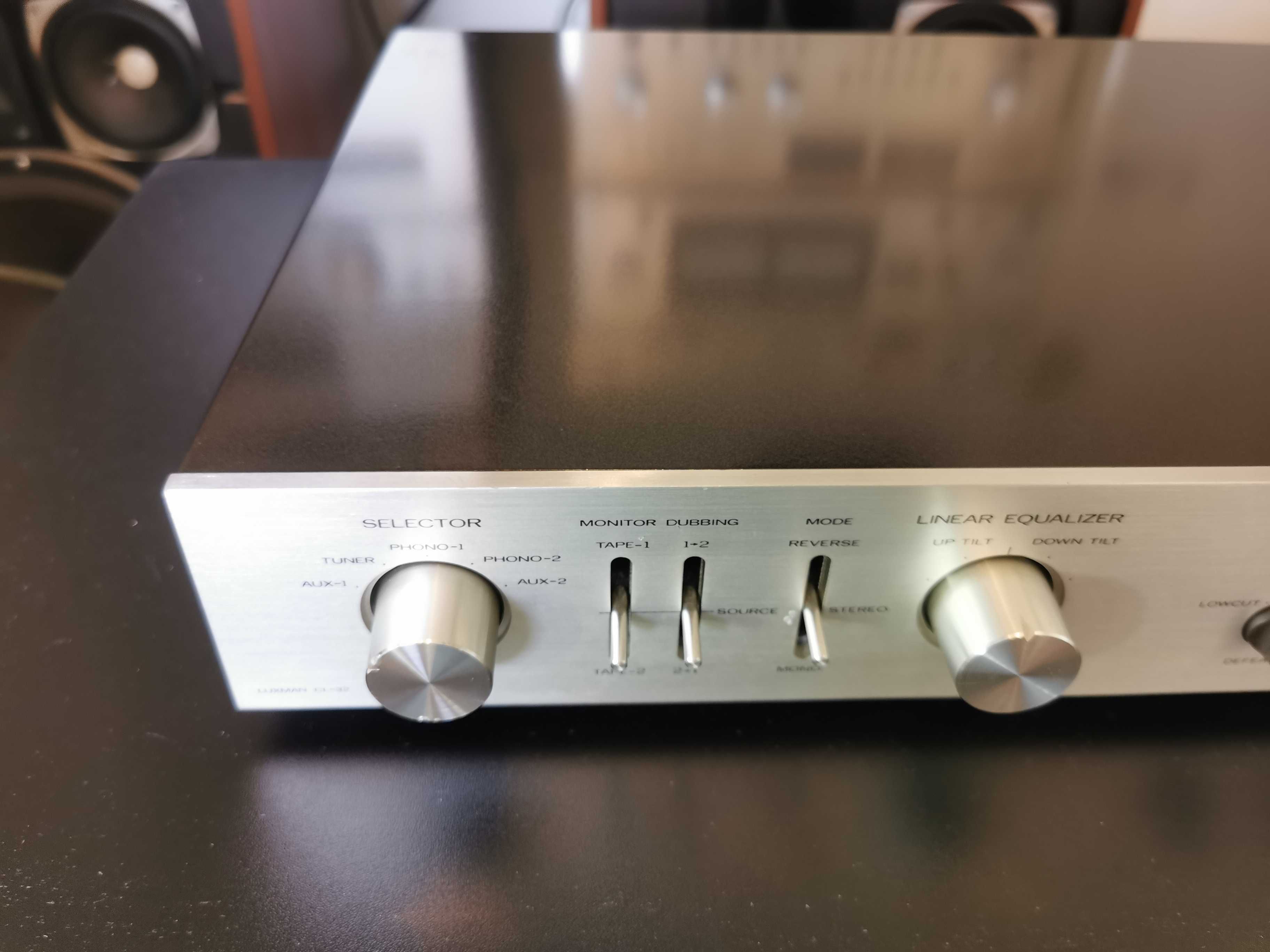 Przedwzmacniacz LUXMAN CL-32