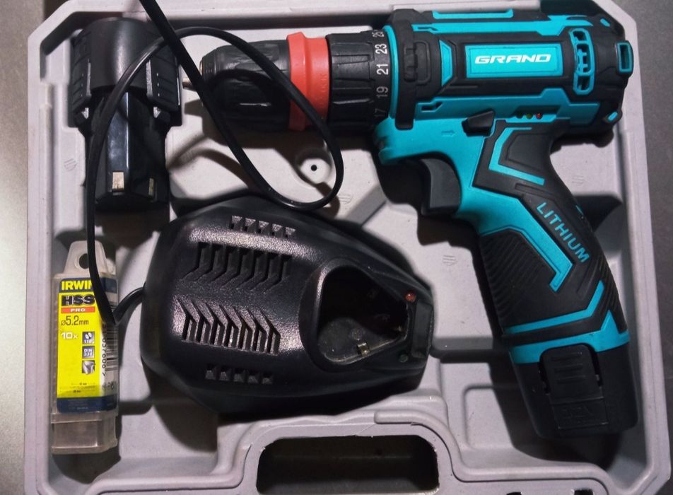 Шуруповерт Grand da 12 li dfr