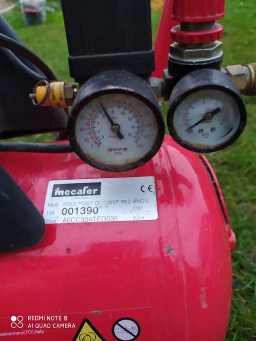 Компресор в гарному стані Італія.