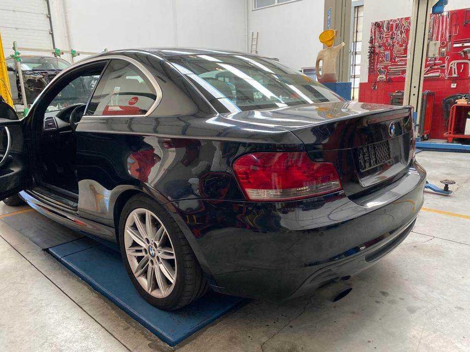 BMW E82 118d PACK M _ Para Peças