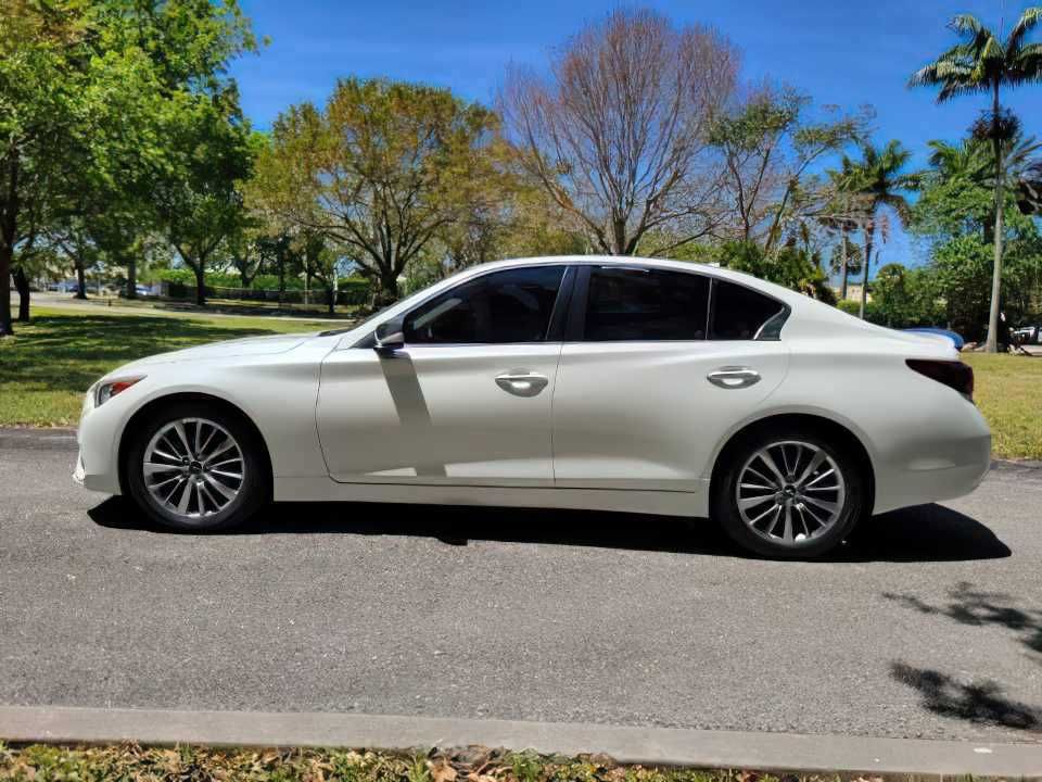 2021 Infiniti Q50