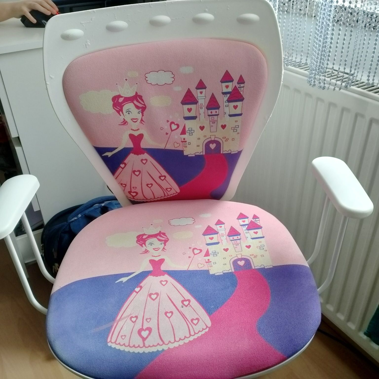 Fotel dla dziewczynki