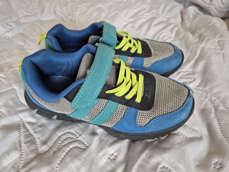Buty sportowe lekkie